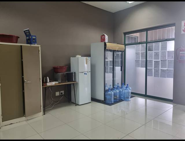 115M² RETAIL TO LET IN NELSPRUIT EXT 29